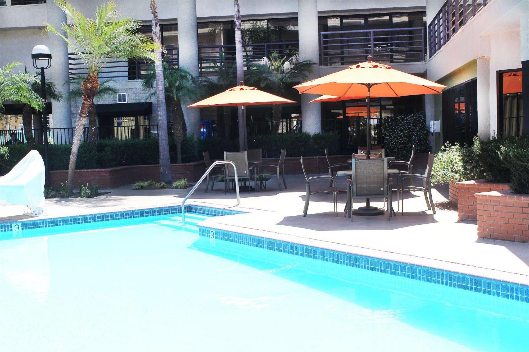 Best Western Plus Irvine Spectrum Hotel Lake Forest Buitenkant foto